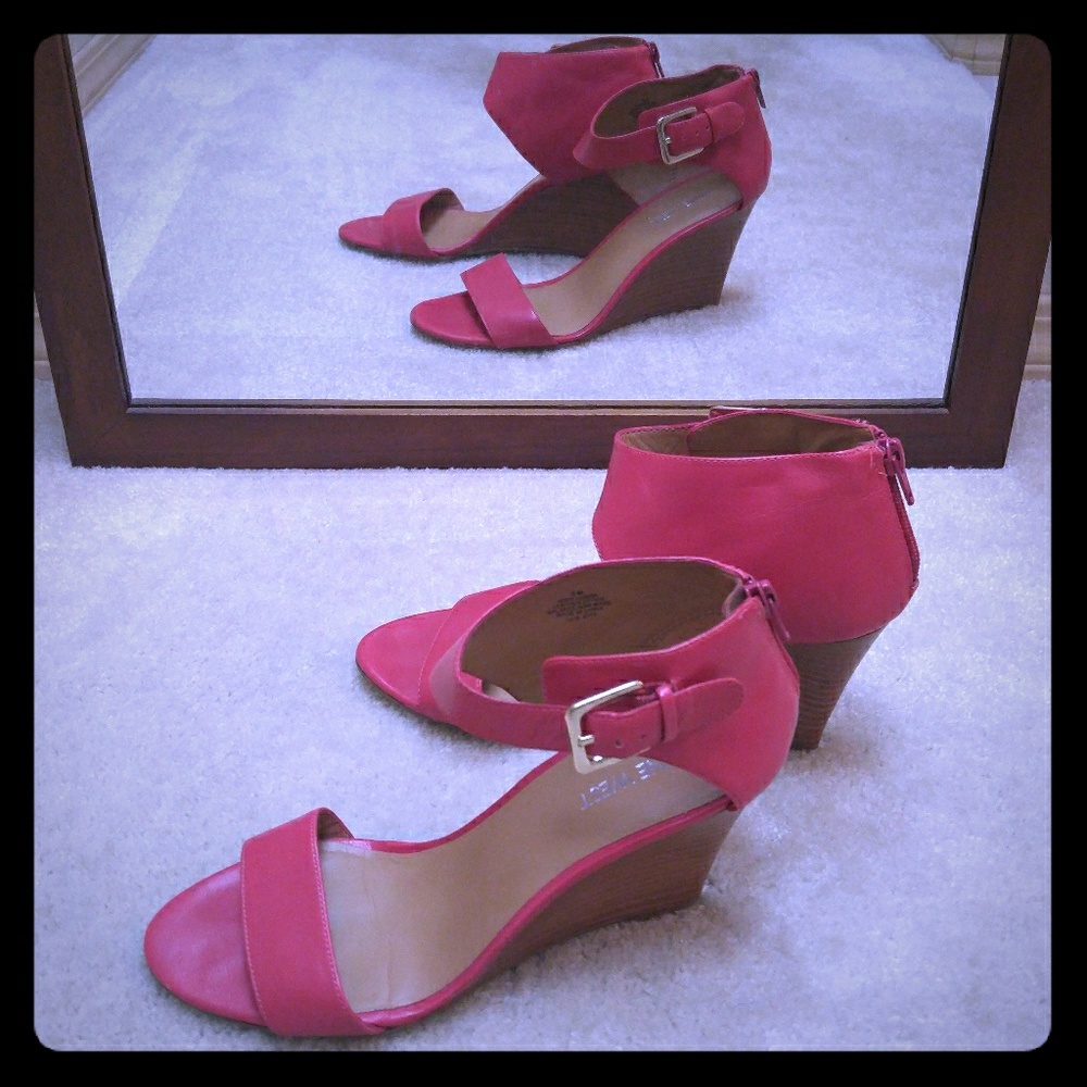 Nine West Fiorina red wedges